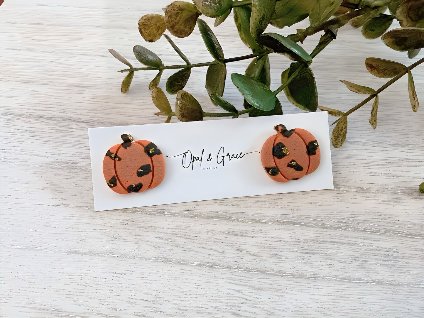 Large fall cheetah studs